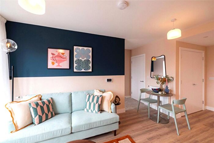 1 Bedroom Flat For Sale In The Hyde, London, NW9