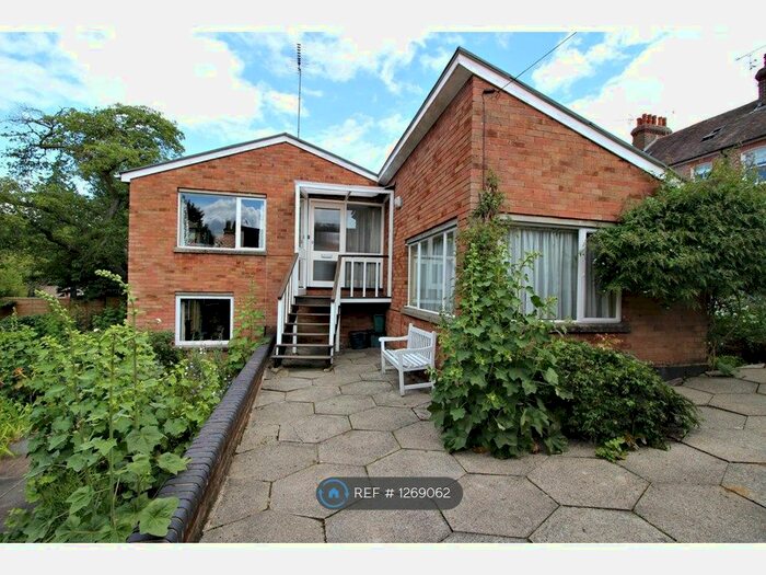 3 Bedroom Detached House To Rent In Fishpool Street, St. Albans AL3