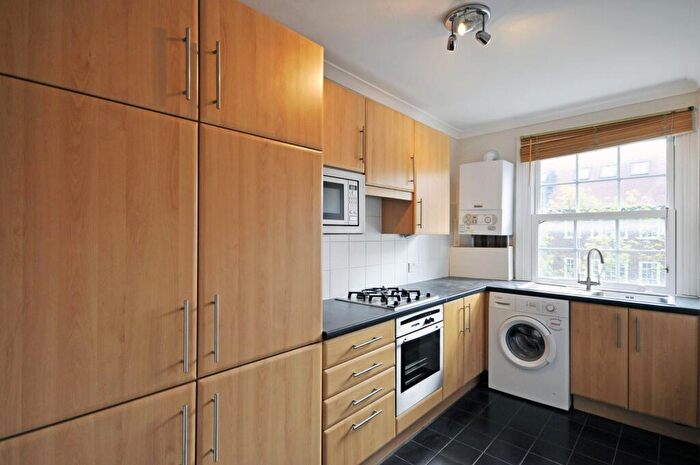 1 Bedroom Apartment To Rent In Upper Richmond Road West, East Sheen, SW14