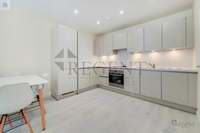 1 Bedroom Flat To Rent In Archer Apartments, Meadowview Close, HA1