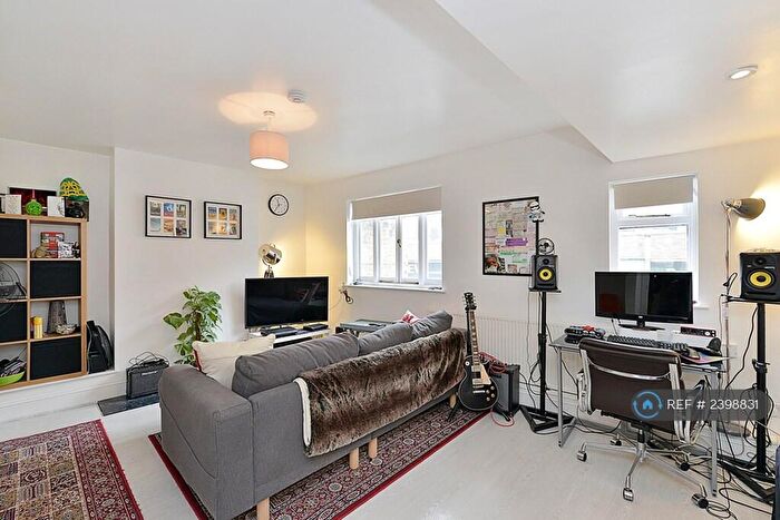 1 Bedroom Flat To Rent In Park Road, London, N8