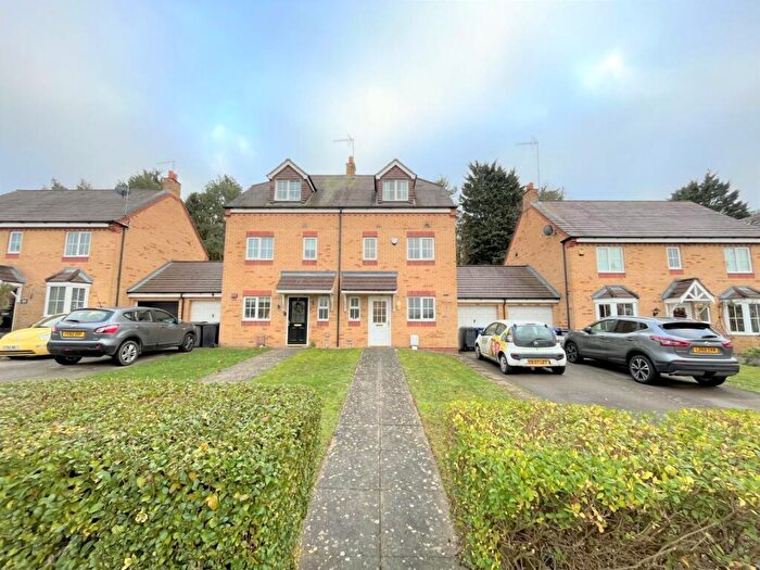 4 Bedroom Semi-Detached House For Sale In Woodlands, Grange Park, Northampton, NN4