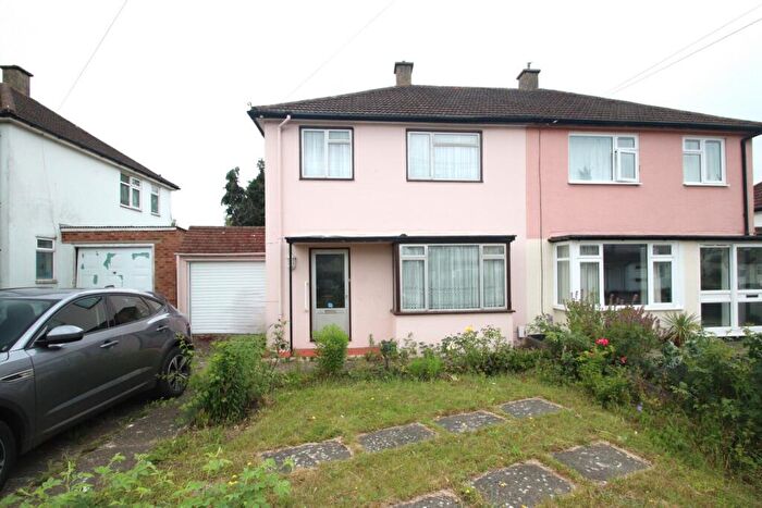 3 Bedroom Semi-Detached House For Sale In Rookesley Road, Orpington, BR5