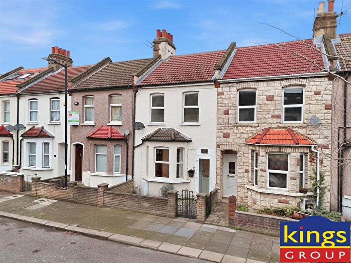 2 Bedroom Terraced House For Sale In Cornwallis Grove, Edmonton, N9