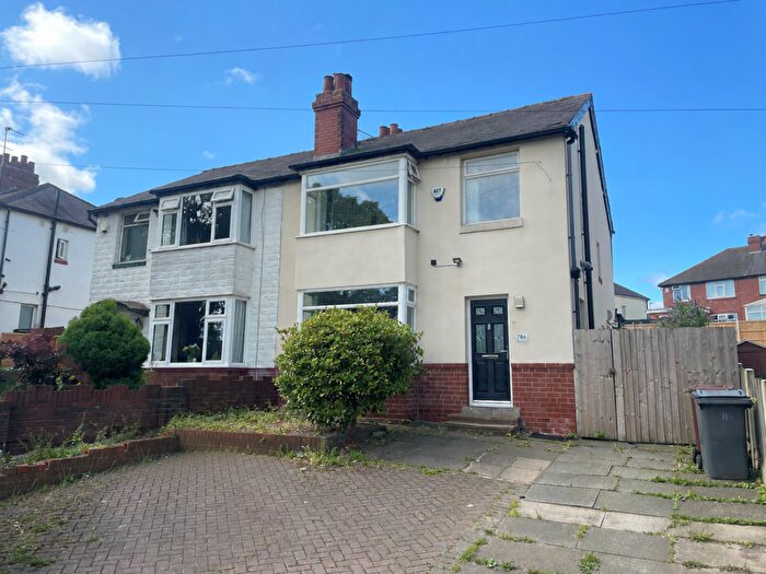 3 Bedroom Semi Detached House To Rent In Foundry Lane, Leeds, LS14