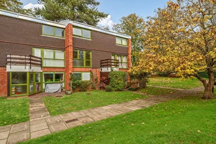 2 Bedroom Flat For Sale In Parkside Road, Reading, RG30
