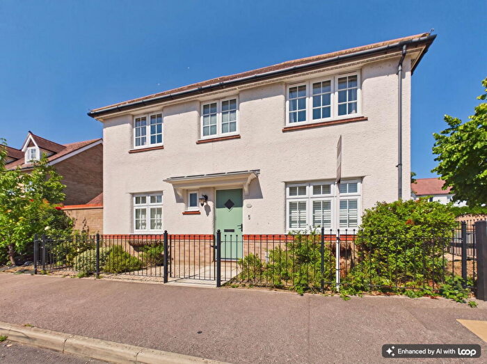3 Bedroom Detached House For Sale In Jackdaw Way, St Andrews Park, Halling, Rochester, ME2