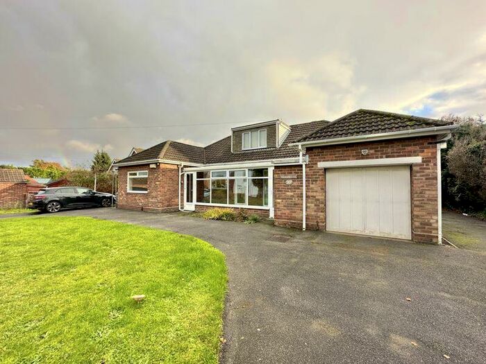 3 Bedroom Detached Bungalow To Rent In Caistor Road, Laceby, DN37