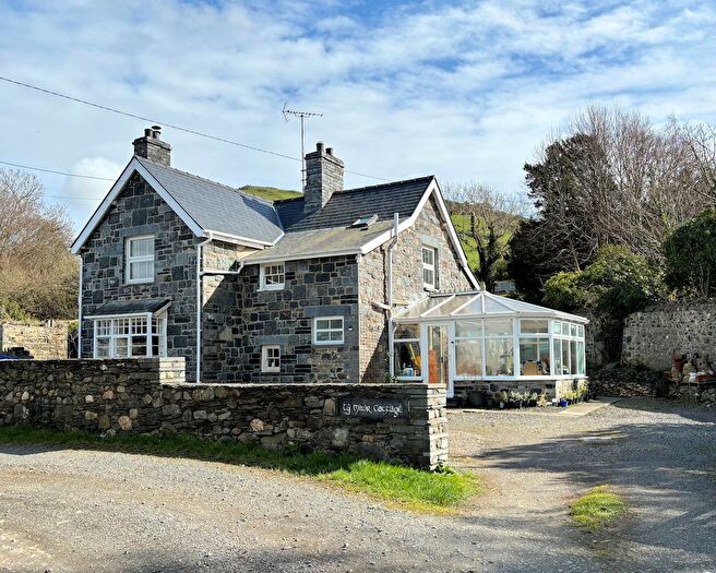 3 Bedroom Detached House For Sale In Tywyn, LL36