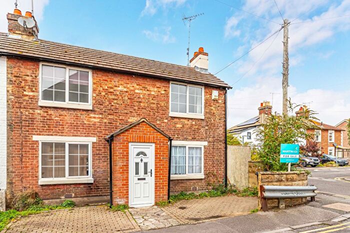 3 Bedroom End Of Terrace House For Sale In Denmark Road, Poole, BH15