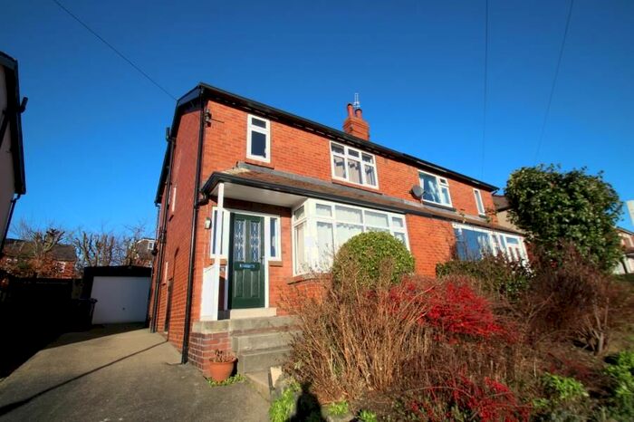 3 Bedroom Semi-Detached House To Rent In Bowood Crescent, Meanwood, LS7