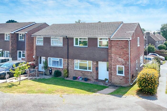 4 Bedroom Semi-Detached House For Sale In Fairlawns Drive, Herstmonceux, BN27