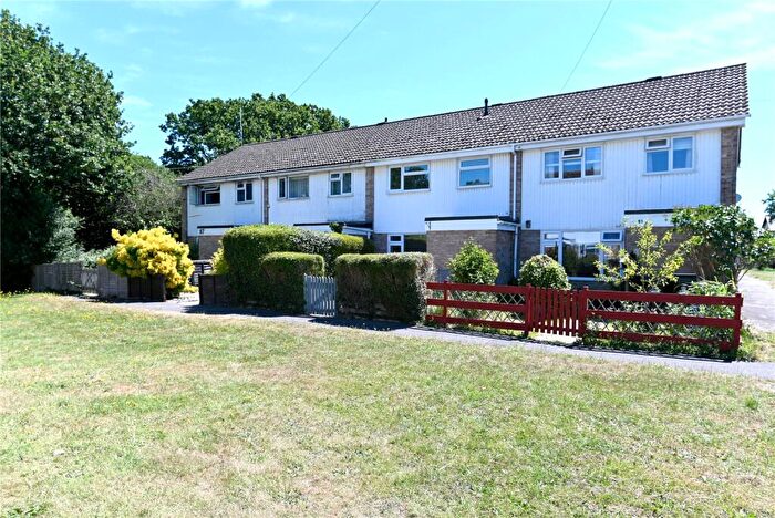 3 Bedroom Terraced House For Sale In Thornham Road, New Milton, Hampshire, BH25