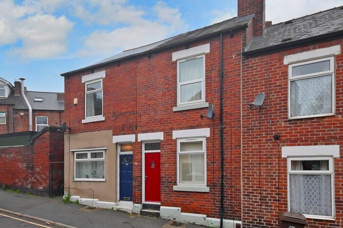 3 Bedroom Terraced House To Rent In Brooklyn Road, Sheffield, S8