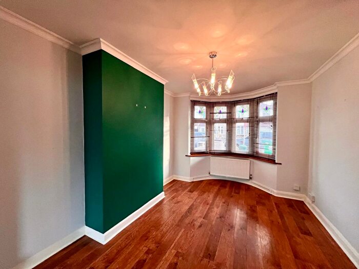 7 Bedroom Semi-Detached House To Rent In Waverley Avenue, Twickenham, TW2