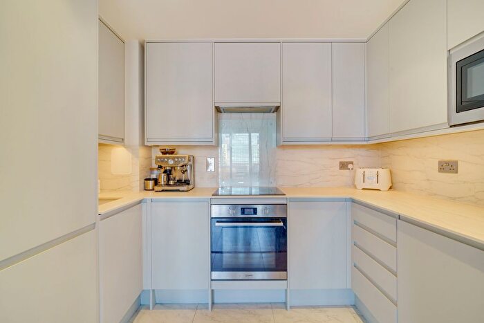 2 Bedroom Flat For Sale In Omega Building, Wandsworth, SW18