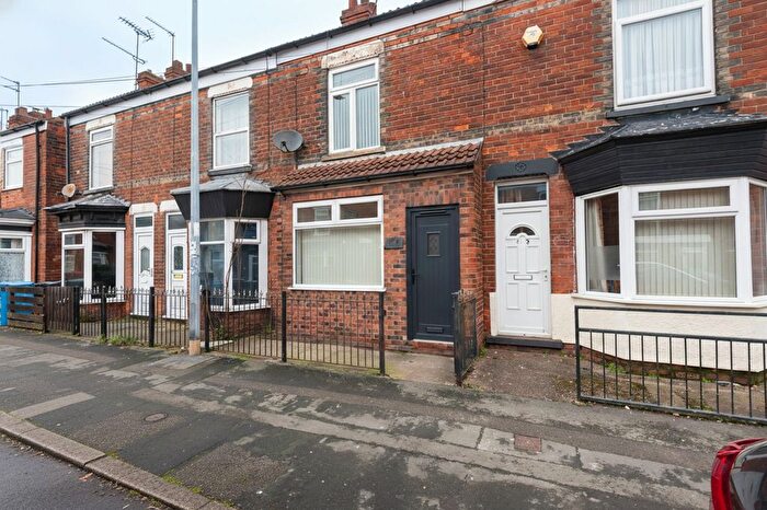 2 Bedroom Terraced House For Sale In Blenheim Street, Hull, HU5