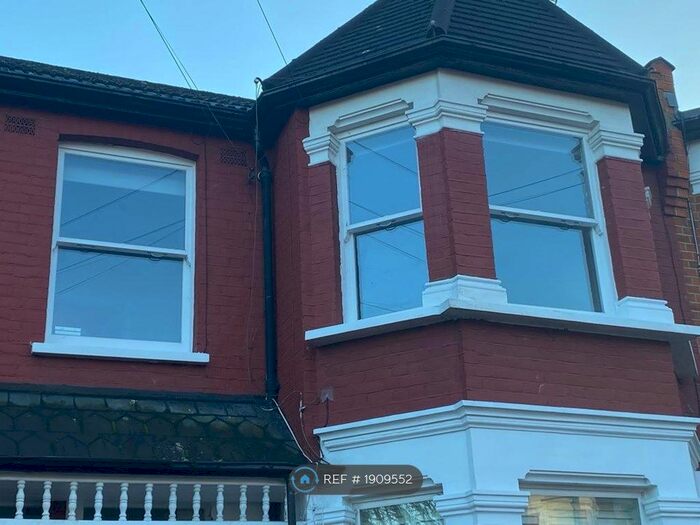 2 Bedroom Flat To Rent In Hornsey, London, N8