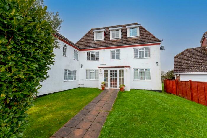 1 Bedroom Flat To Rent In Havant Road, Hayling Island, PO11