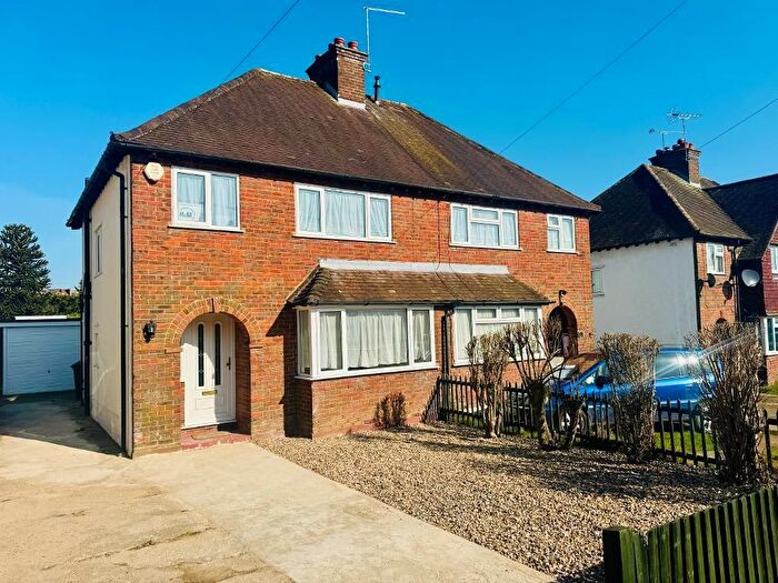 3 Bedroom Property To Rent In Woodland Road, Rickmansworth, WD3