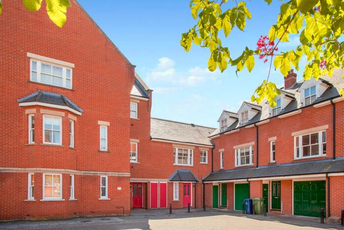 1 Bedroom Apartment To Rent In Ravensworth Gardens, Cambridge, CB1