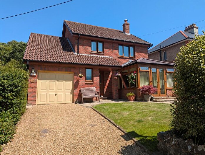 3 Bedroom Detached House For Sale In Avenue Road, Wroxall, Ventnor, PO38