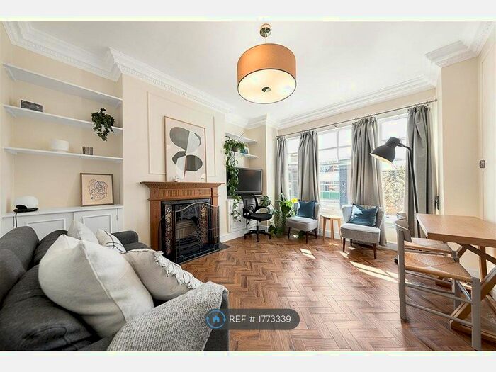 2 Bedroom Flat To Rent In Cautley Avenue, London, SW4