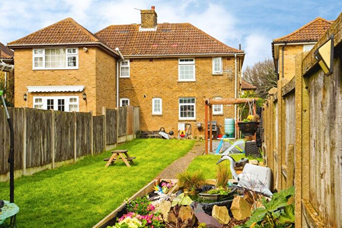 2 Bedroom Semi-Detached House For Sale In Milner Crescent, Aylesham, Canterbury, CT3