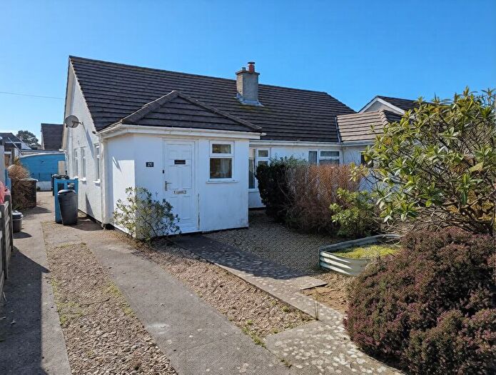 2 Bedroom Semi-Detached Bungalow For Sale In Threemilestone, Truro - Semi-Detached Bungalow, TR3