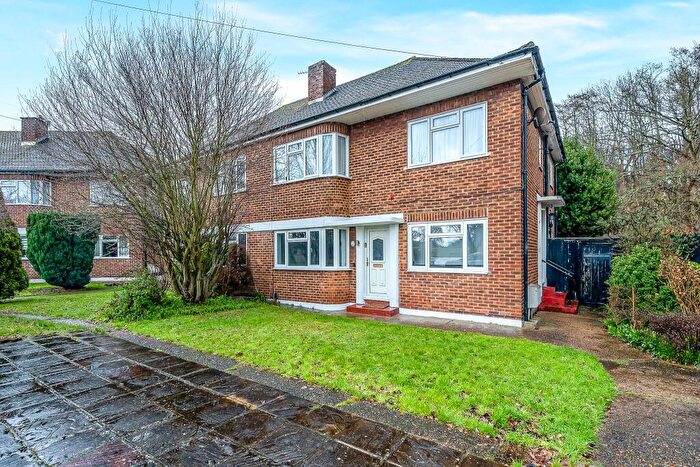 2 Bedroom Maisonette For Sale In Shirley, CR0