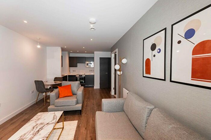 1 Bedroom Apartment To Rent In Merchants Wharf, Worrall St, M5