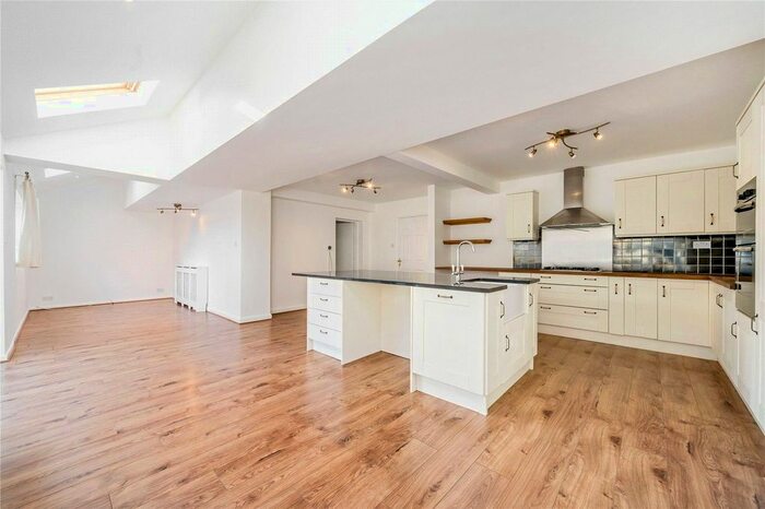 4 Bedroom Detached House To Rent In Sadlers Lane, Winnersh, Wokingham, Berkshire, RG41