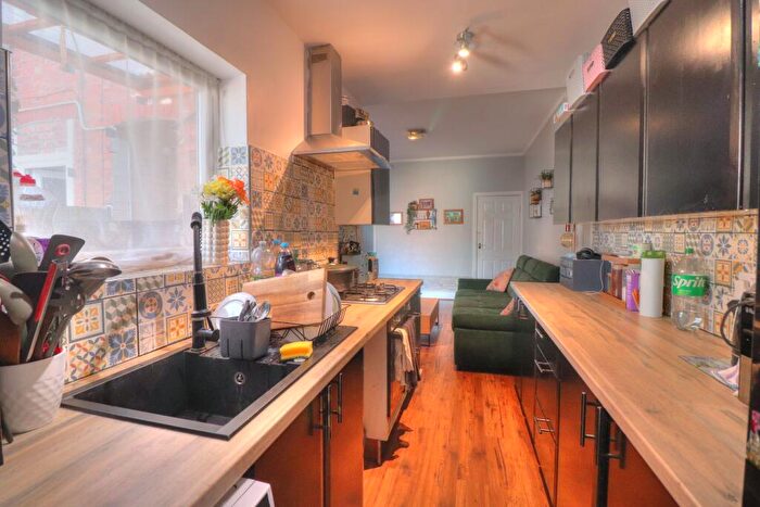 3 Bedroom Terraced House For Sale In Alfred Street, Loughborough, LE11