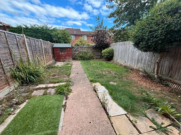 3 Bedroom Terraced House For Sale In Orrian Close, Stratford-upon-Avon, CV37