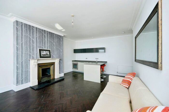 2 Bedroom Flat To Rent In Clarendon Terrace, Brighton, BN2