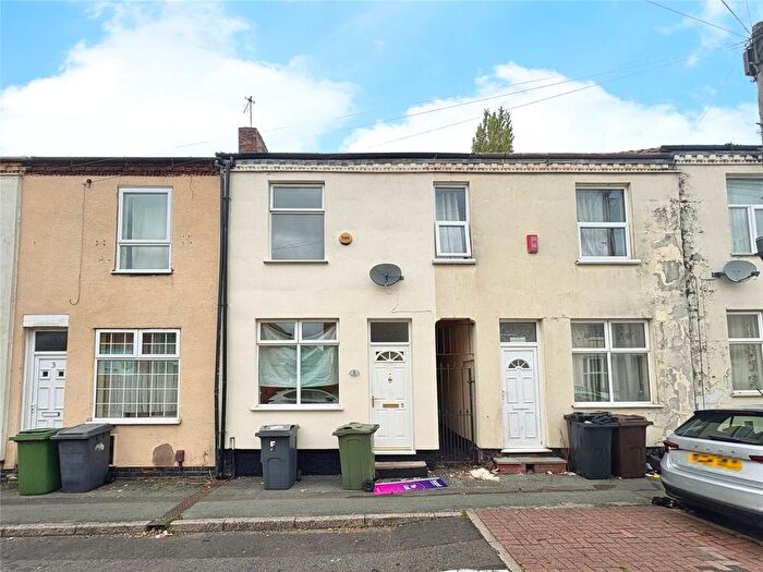 3 Bedroom Terraced House To Rent In Stratton Street, Wolverhampton, West Midlands, WV10