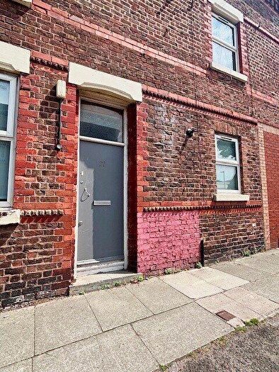 2 Bedroom Apartment To Rent In Peel Road, Bootle, Merseyside, L20