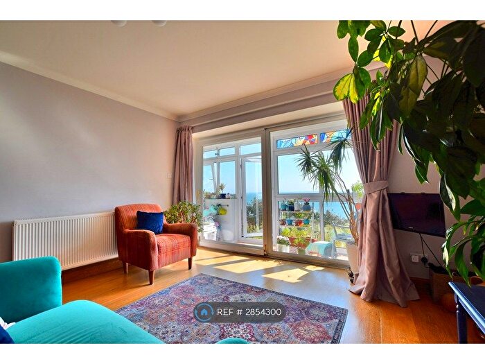 2 Bedroom Flat To Rent In West Hill Road, St Leonards-On-Sea, TN38