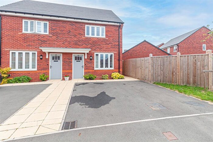 2 Bedroom Semi-Detached House For Sale In Nimrod Drive, Lower Broadheath, Worcester, WR2
