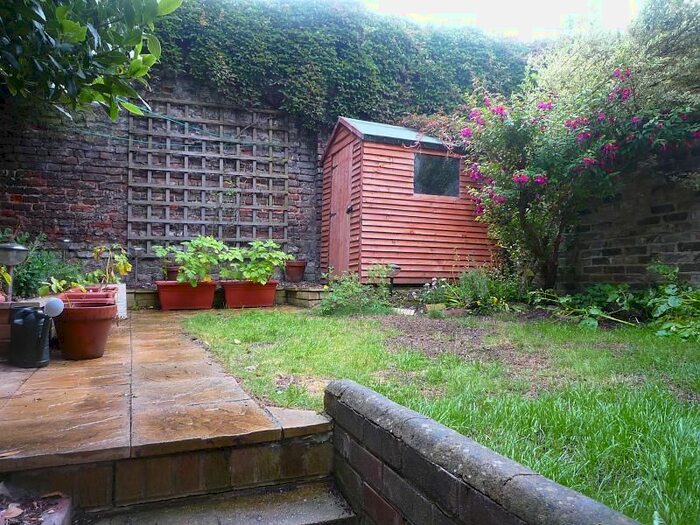 1 Bedroom Flat To Rent In Goldstone Road, Hove, BN3