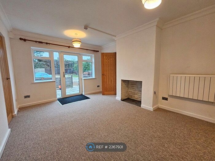 1 Bedroom Flat To Rent In East Green Drive, Stratford-Upon-Avon, CV37