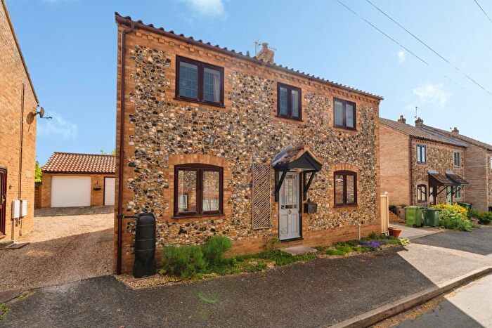 4 Bedroom Detached House For Sale In St. Nicholas Street, Thetford, IP24