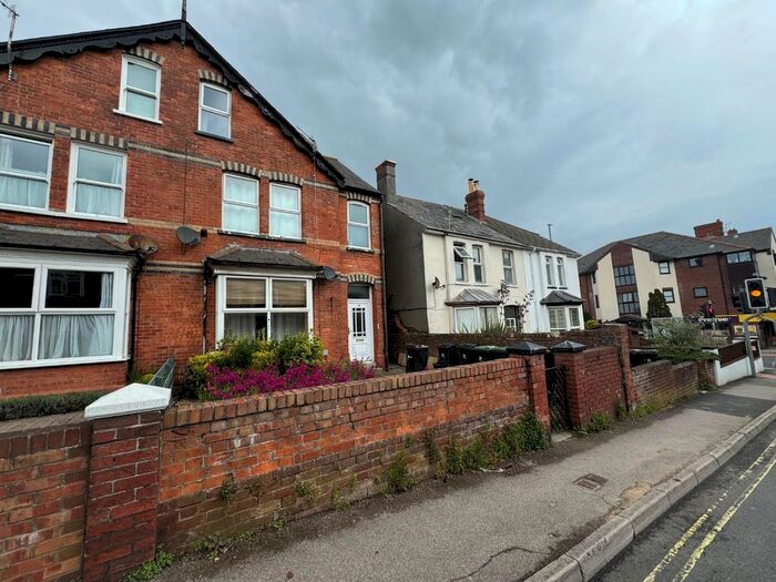 1 Bedroom Flat To Rent In Abbotsbury Road, Weymouth, DT4