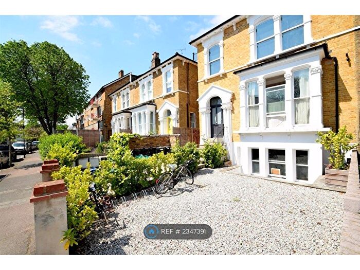 4 Bedroom Flat To Rent In Evering Road, London, E5