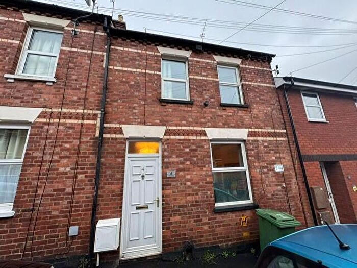 2 Bedroom Terraced House To Rent In May Street - Exeter, EX4