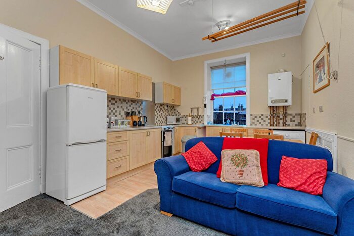2 Bedroom Flat To Rent In Grange Loan, Grange, Edinburgh, EH9