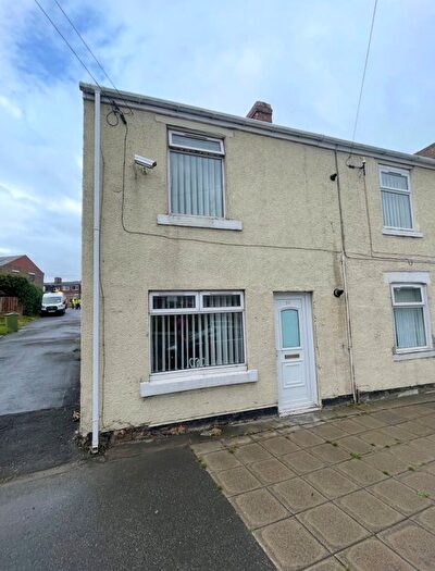 2 Bedroom End Of Terrace House To Rent In High Street, Easington Lane, DH5