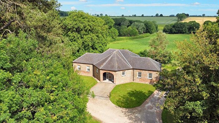 3 Bedroom Barn Conversion To Rent In Tathwell, Louth, LN11