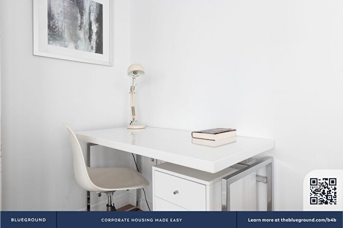 2 Bedroom Flat To Rent In Covent Garden, London, WC2H