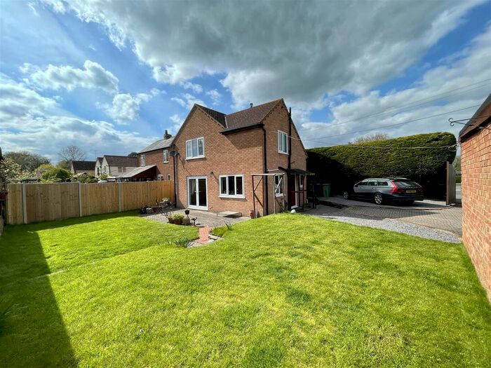 3 Bedroom Cottage For Sale In Main Road, Minsterworth, Gloucester, GL2